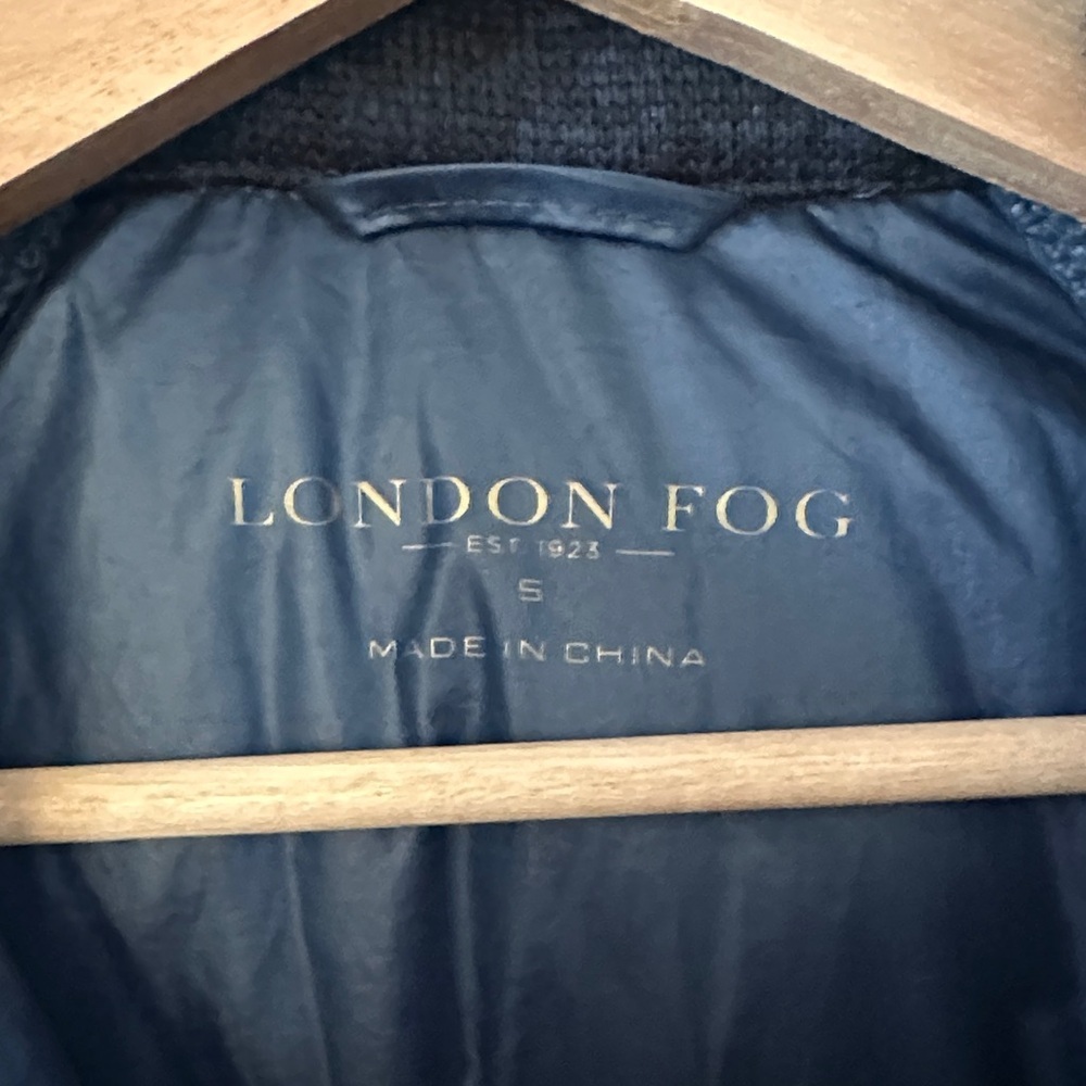 London Fog Navy Blue‎ Puffer Jacket - Picture 3 of 7